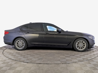 фото BMW 5 (G30/F90) 2019