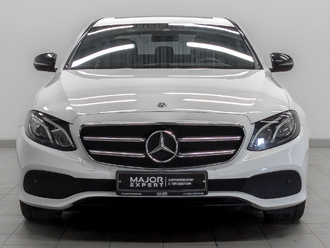 фото Mercedes-Benz E (W/S213) 2020