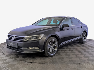 фото Volkswagen Passat B8 2018