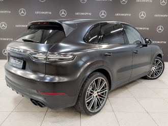 фото Porsche Cayenne III 2020