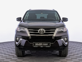 фото Toyota Fortuner II 2020