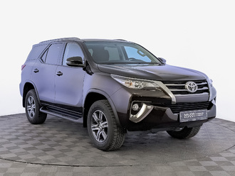 фото Toyota Fortuner II 2020