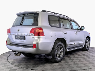 фото Toyota Land Cruiser 200 2013