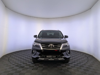 фото Toyota Fortuner II 2018