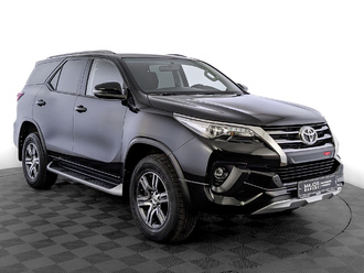 фото Toyota Fortuner II 2018