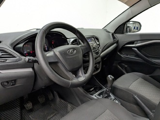 фото Lada Vesta 2017