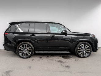 фото Lexus LX IV 2022