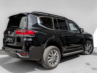 фото Toyota Land Cruiser 300 2022