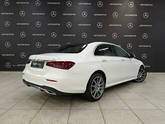 фото Mercedes-Benz E (W/S213) 2022