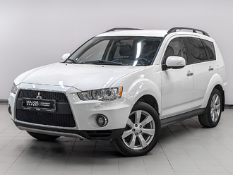 фото Mitsubishi Outlander II 2011