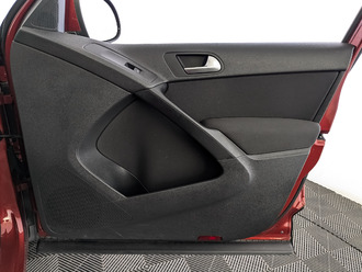 фото Volkswagen Tiguan I 2013