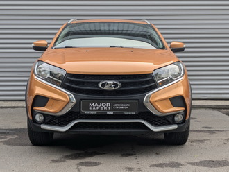 фото Lada XRAY 2020