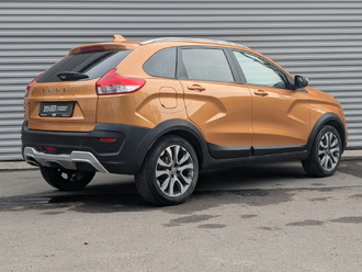 фото Lada XRAY 2020
