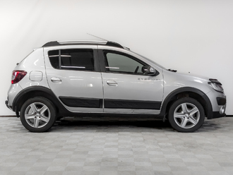 фото Renault Sandero II 2015