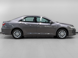 фото Toyota Camry VII 2016