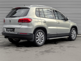 фото Volkswagen Tiguan I 2016