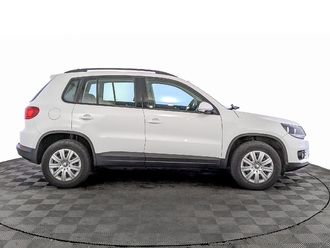фото Volkswagen Tiguan I 2015