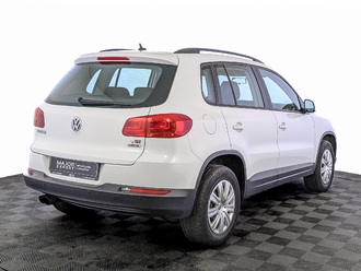 фото Volkswagen Tiguan I 2015