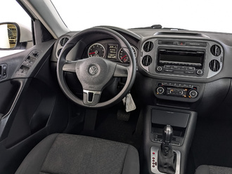 фото Volkswagen Tiguan I 2015