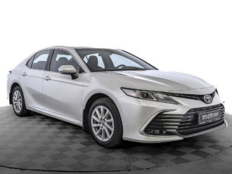 фото Toyota Camry VIII 2021