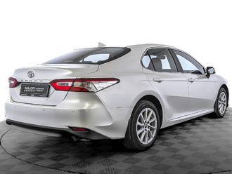 фото Toyota Camry VIII 2021