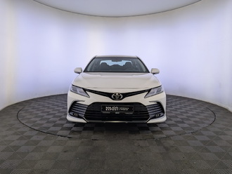 фото Toyota Camry VIII 2021