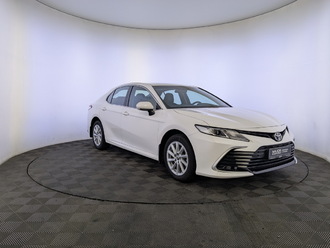 фото Toyota Camry VIII 2021