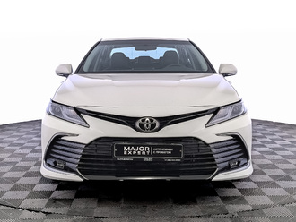 фото Toyota Camry VIII 2021