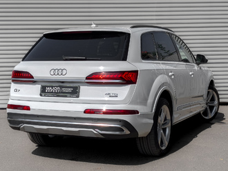 фото Audi Q7 (4M) 2021
