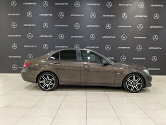 фото Mercedes-Benz C (W/S204) 2013