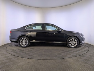 фото Volkswagen Passat B8 2019