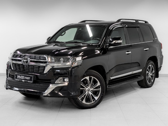 фото Toyota Land Cruiser 200 2020