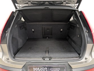 фото Volvo XC40 I 2019
