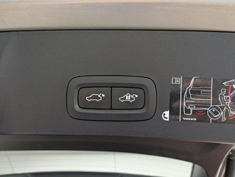 фото Volvo XC40 I 2019