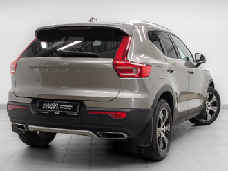 фото Volvo XC40 I 2019