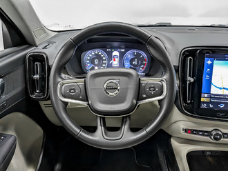 фото Volvo XC40 2019 с пробегом