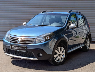 фото Renault Sandero 2013