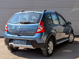 фото Renault Sandero 2013