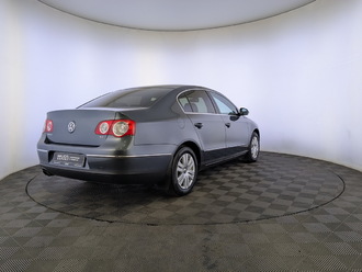фото Volkswagen Passat B6 2010