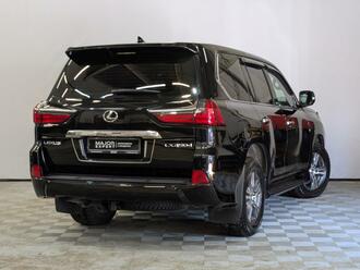 фото Lexus LX III 2021