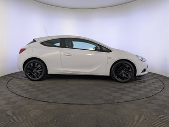 фото Opel Astra J 2014