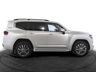 фото Toyota Land Cruiser 300 2021