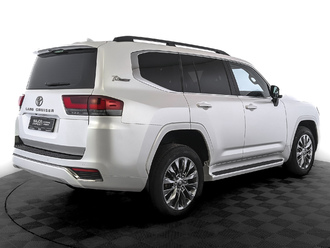 фото Toyota Land Cruiser 300 2021