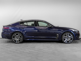фото Kia Stinger I 2022