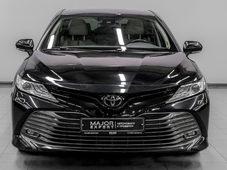 фото Toyota Camry VIII 2018