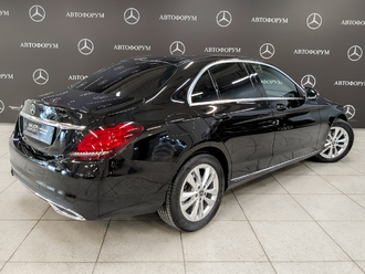 фото Mercedes-Benz C (W/S205) 2019