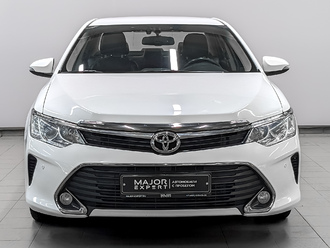 фото Toyota Camry VII 2016