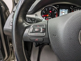 фото Volkswagen Passat B7 2012