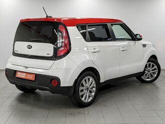 фото Kia Soul II 2017