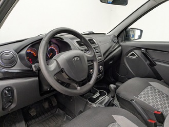 фото Lada Granta II 2020